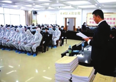 天水秦州區(qū)開審18人涉惡案 被控涉嫌敲詐勒索、尋釁滋事、開設(shè)賭場等
