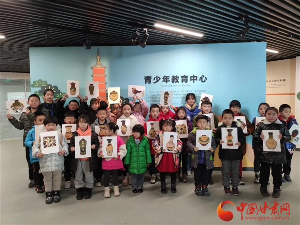博物館里過臘八 武威這些孩子用五谷拼文物！