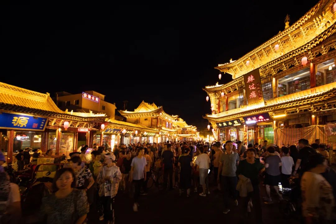 古風(fēng)、華美、浪漫、美味……現(xiàn)實(shí)版“清明上河圖”，就在這里！