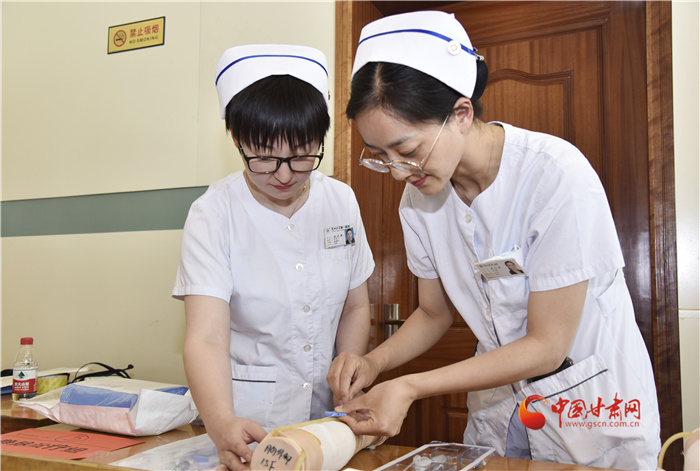 解聘哺乳期女工，違法！法院判決用人單位承擔(dān)雙倍賠償