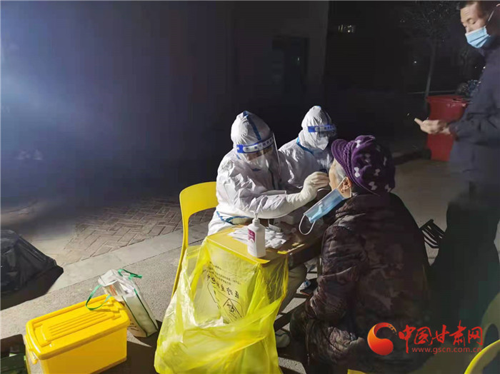 專家詳解新版新冠診療方案：為何輕型病例可以不住院了？